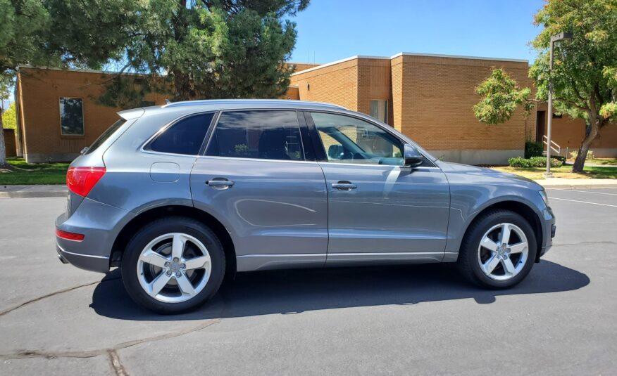 2012 Audi Q5 2.0T Quattro Premium Sport Utility 4D