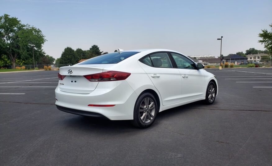 2017 Hyundai Elantra SE Value Edition Sedan 4D