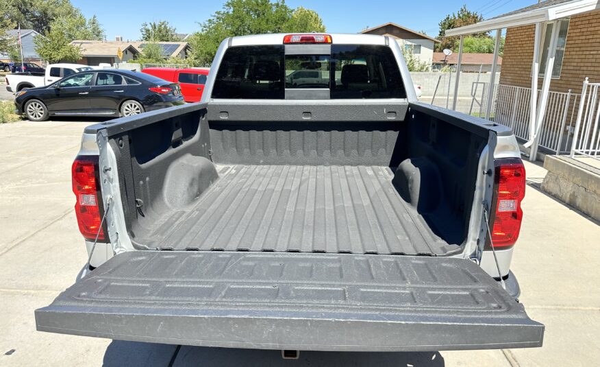 2015 Chevrolet Silverado 1500 Crew Cab LTZ Pickup 4D 5 3/4 ft