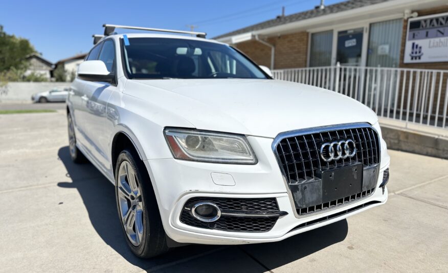 2013 Audi Q5 3.0T Prestige Sport Utility 4D