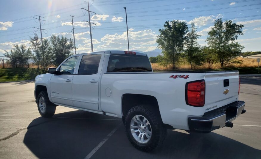 2018 Chevrolet Silverado 1500 Crew Cab LT Pickup 4D 5 3/4 ft