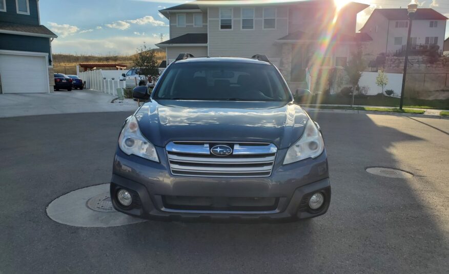 2014 Subaru Outback 2.5i Premium Wagon 4D