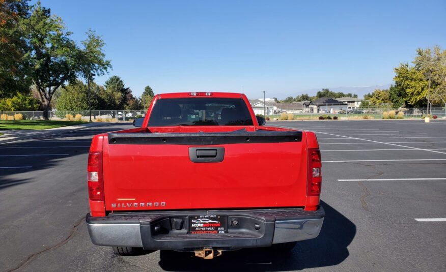 2009 Chevy Silverado 1500 2D 8ft bed